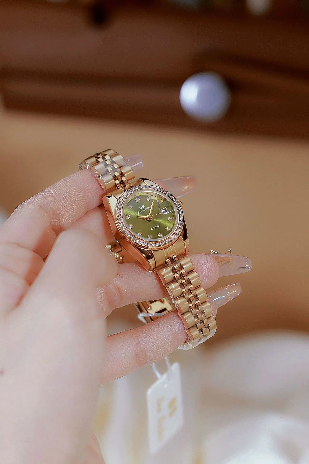 Montre UTHAI- à quartz légère pour femme, marque de luxe